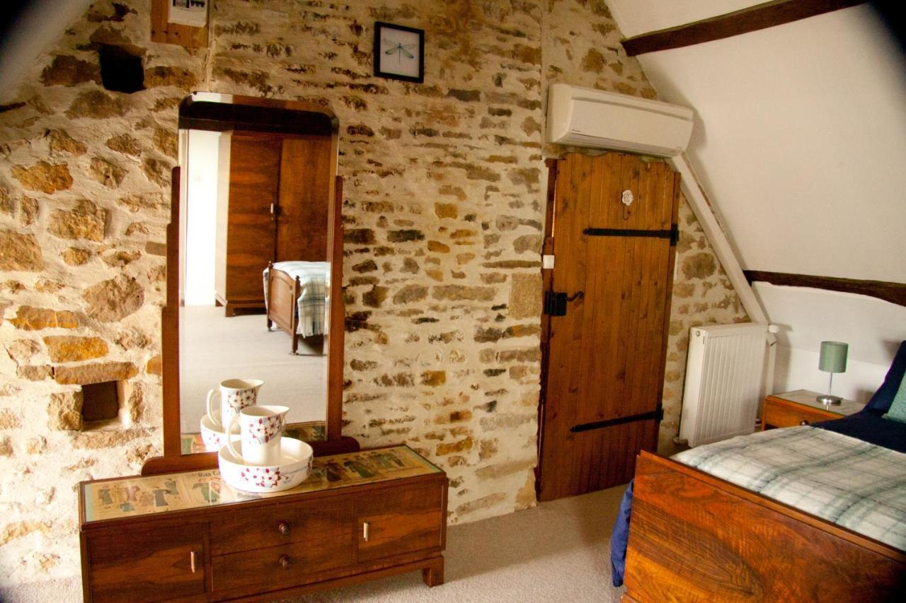 Bed and Breakfast Le Figuier La Foret-Auvray Exterior foto