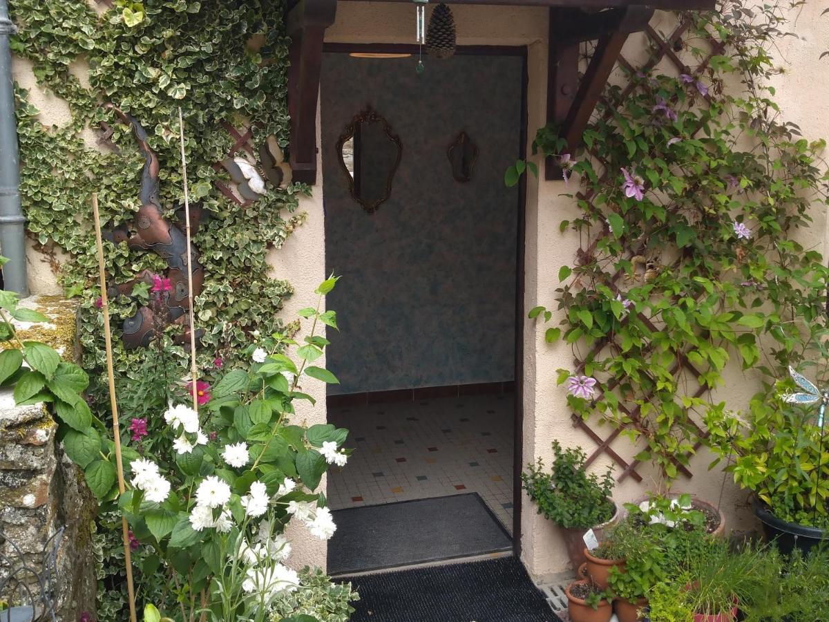 Bed and Breakfast Le Figuier La Foret-Auvray Exterior foto
